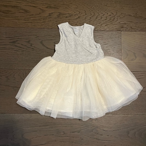 Old navy baby tutu dress 6-12M NWT - Picture 3 of 5
